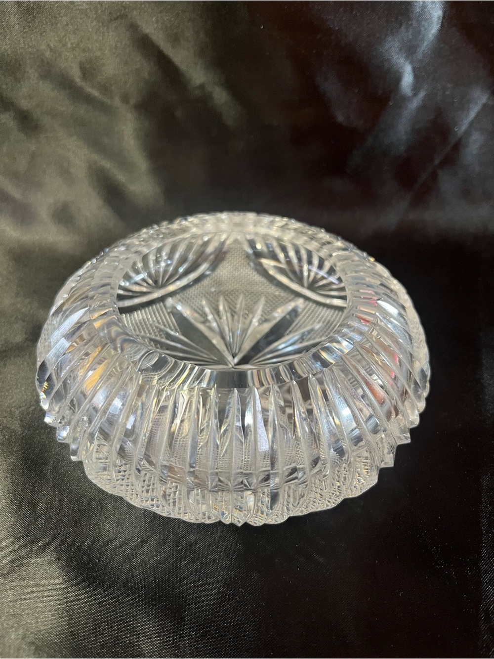 Vintage Brilliant Cut Crystal Starburst/Sunburst Central Motif Ashtray Dish
